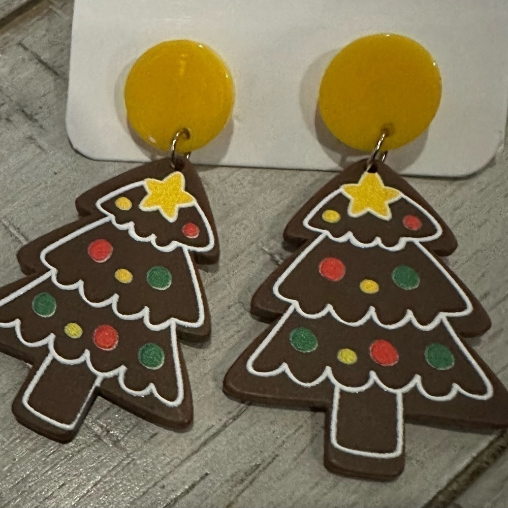 Christmas tree earrings